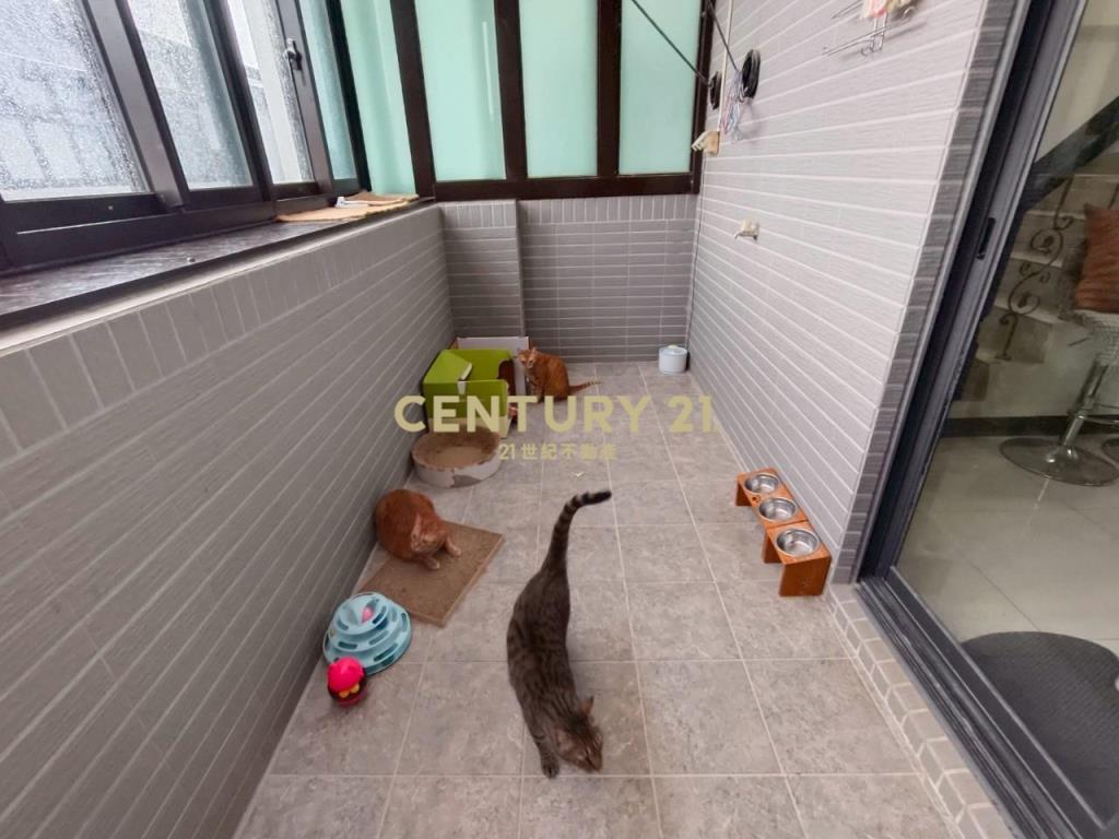 DB394礁溪輕屋齡電梯透天