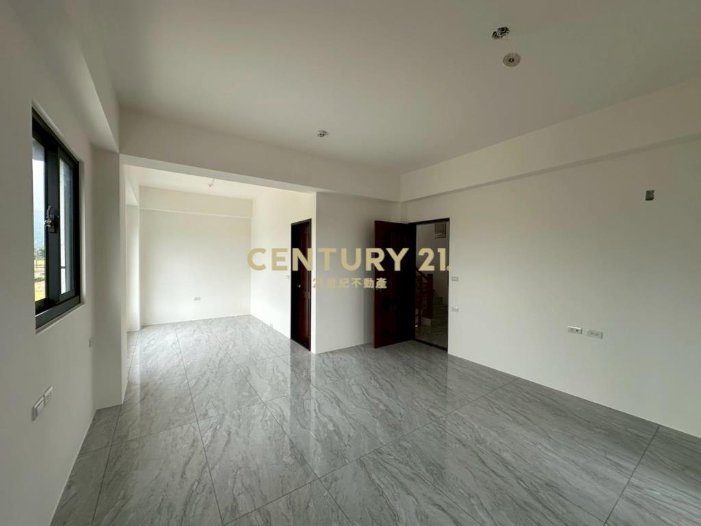 DE142近礁溪市區全新電梯豪華農舍