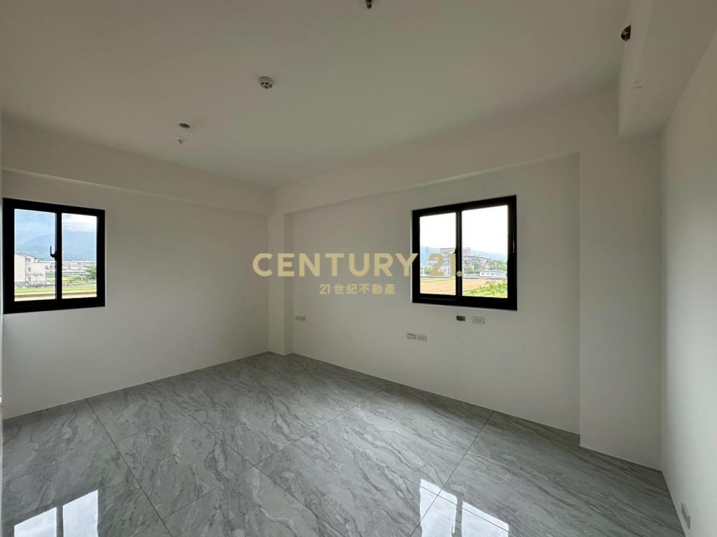 DE142近礁溪市區全新電梯豪華農舍