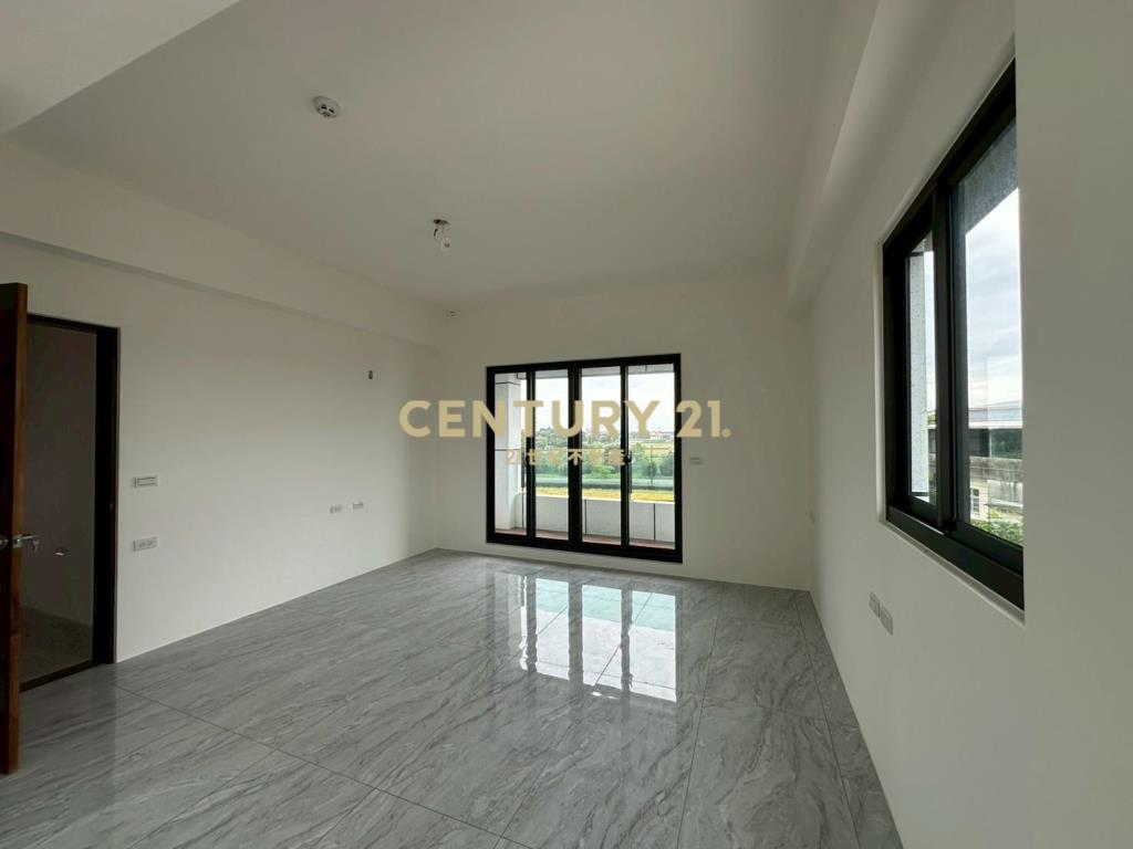 DE142近礁溪市區全新電梯豪華農舍