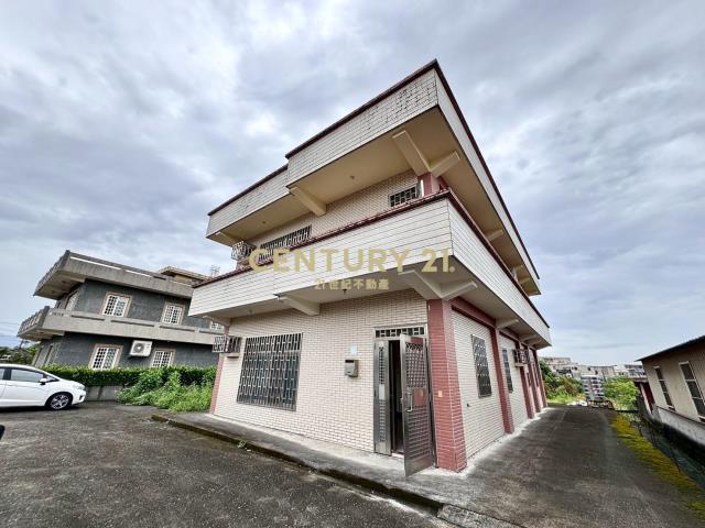 DE145冬山斑比山丘鄉村風農舍