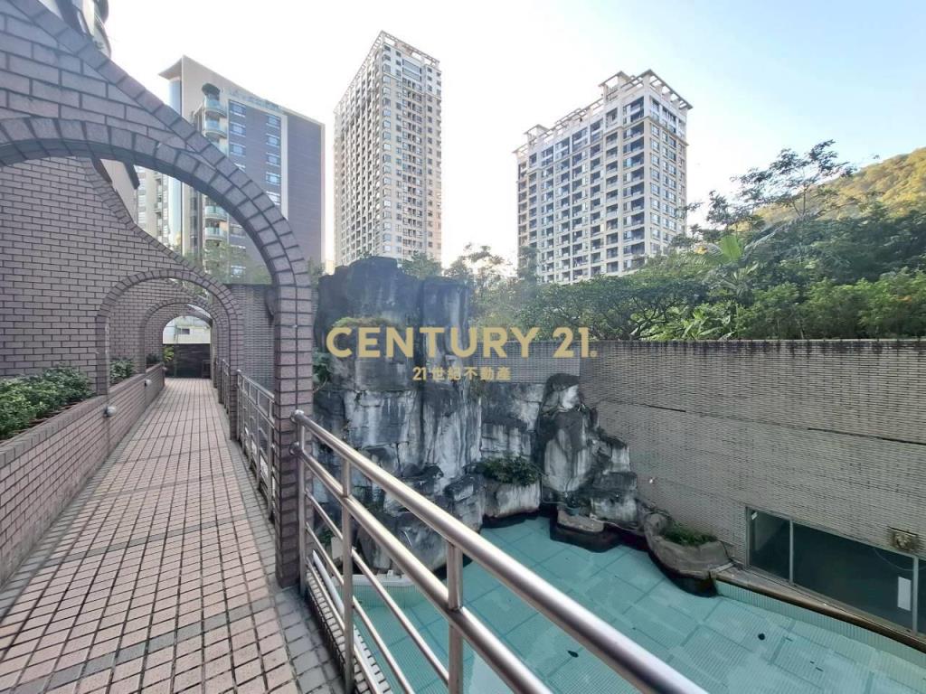 DA950凱一高樓低總價溫泉湯屋