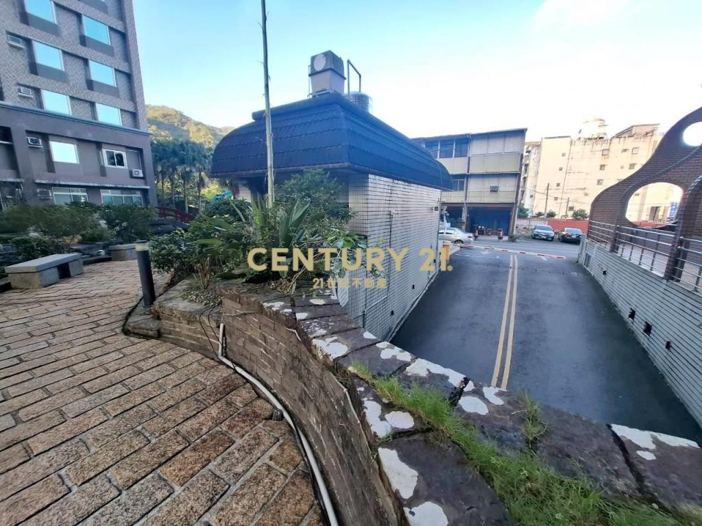 DA950凱一高樓低總價溫泉湯屋