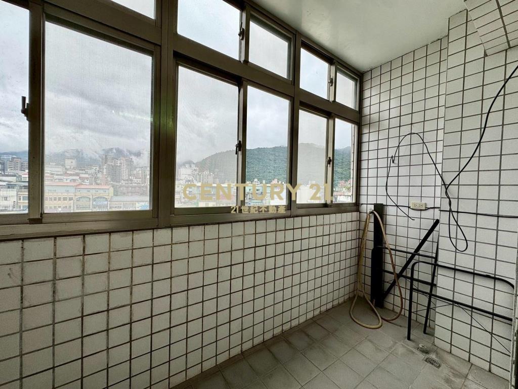 DA956礁溪市區超便宜4+1房