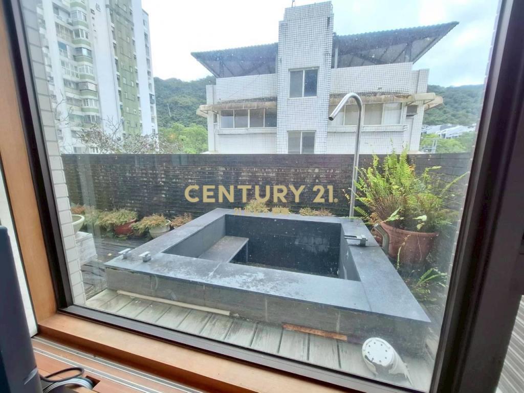 DA957近轉運站邊間2房雙湯屋