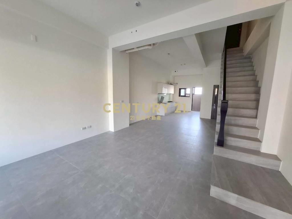 DB419宜運旁全新邊間採光佳透天別墅