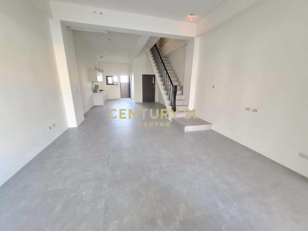 DB419宜運旁全新邊間採光佳透天別墅