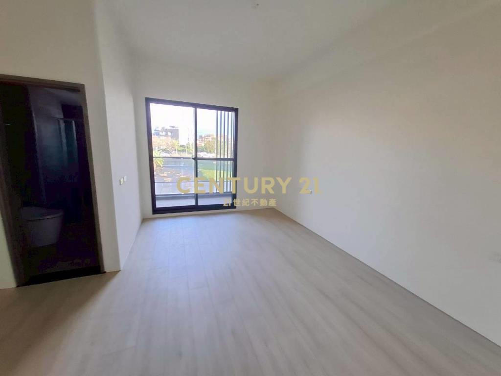 DB419宜運旁全新邊間採光佳透天別墅