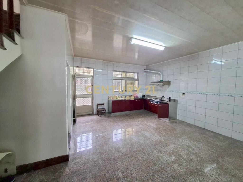 DG070近礁溪老街大面寬坪數店面透天