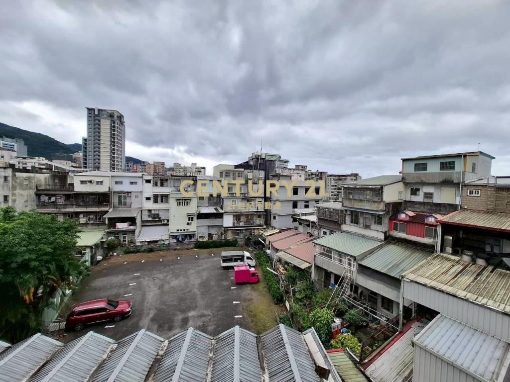 DG070近礁溪老街大面寬坪數店面透天