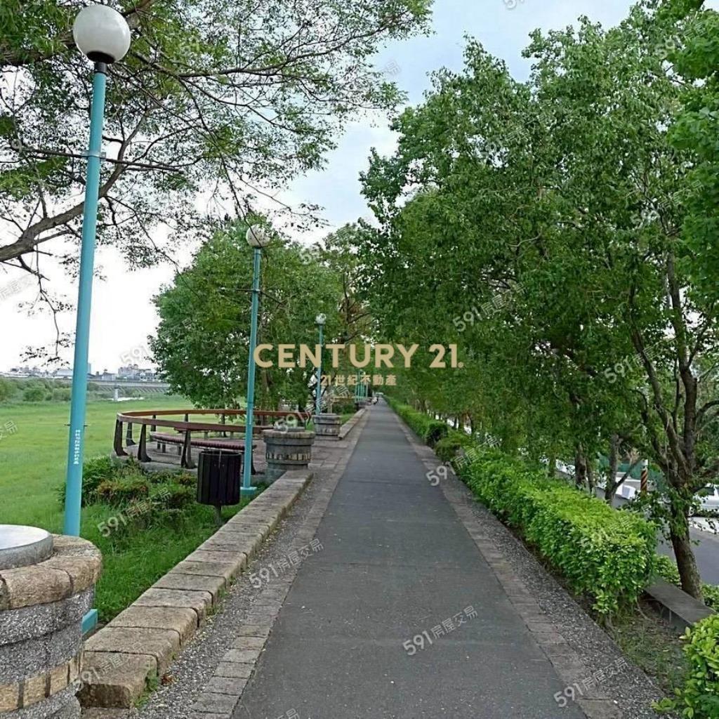 DA967員山市中心頤和園2房車位華廈