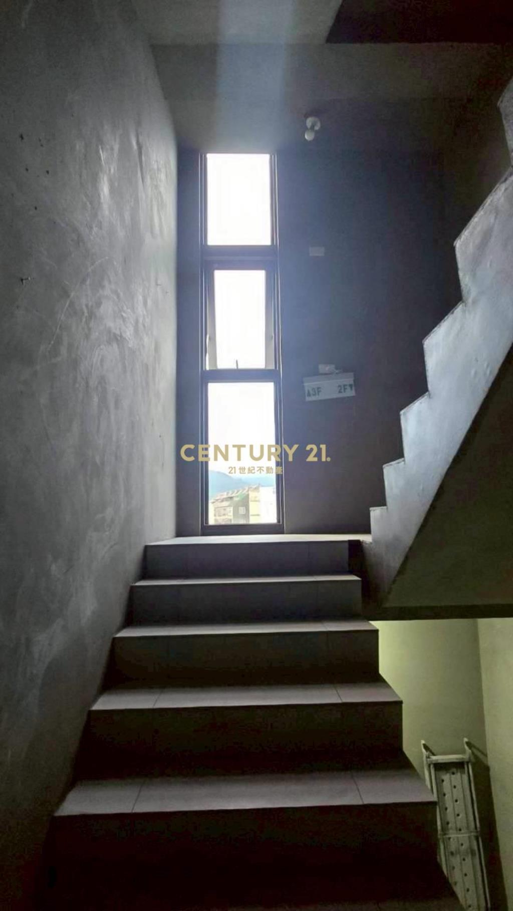 DA967員山市中心頤和園2房車位華廈