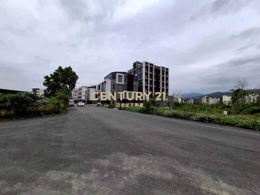 DA967員山市中心頤和園2房車位華廈