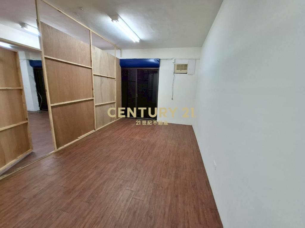 DG071近礁溪市區三角窗大面寬店住