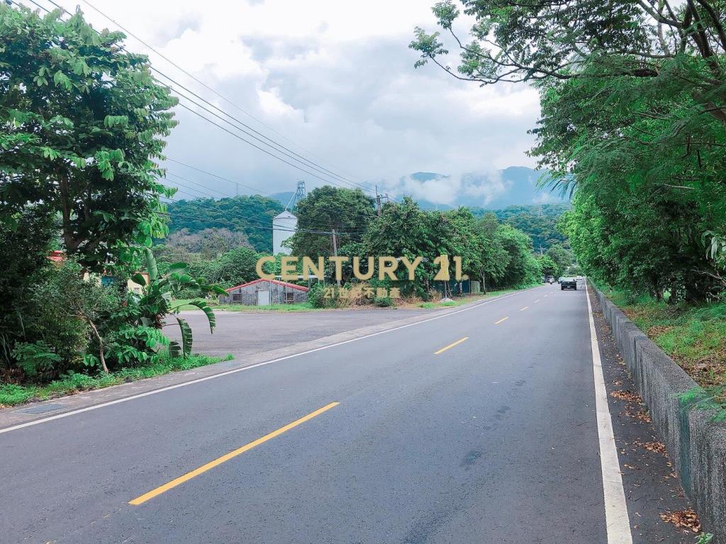 JC374林美路旁大面寬農地