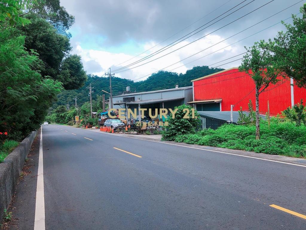 JC374林美路旁大面寬農地