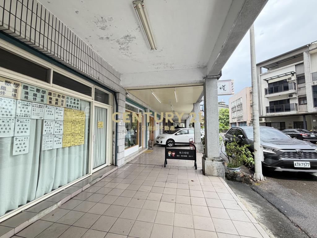 DG072宜蘭東區大面寬文青店面