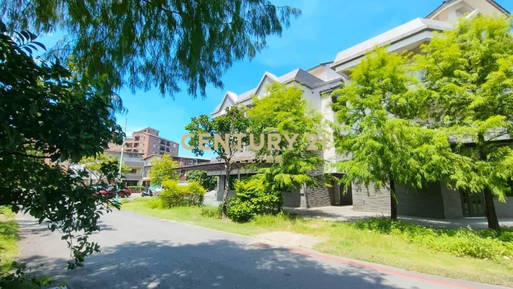 DB442縣政全新輕齡雅致美別墅