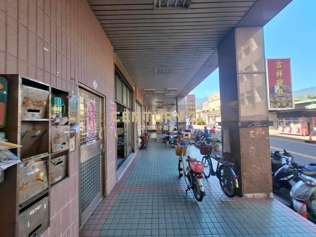 DB443頭城老街近省道店住