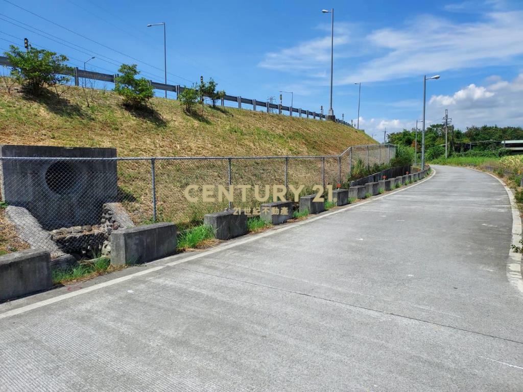 CC488宜蘭礁溪交流道雙面農地