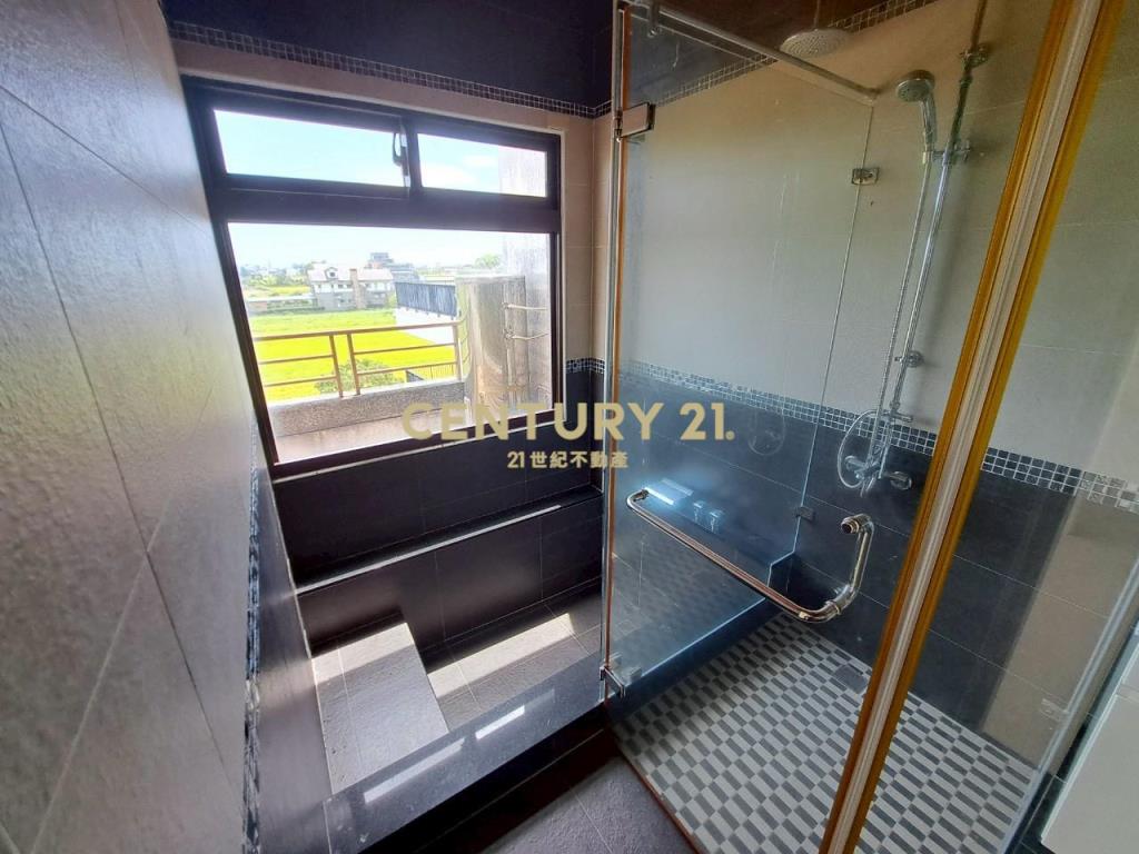 CB291員山獨棟孝親別墅