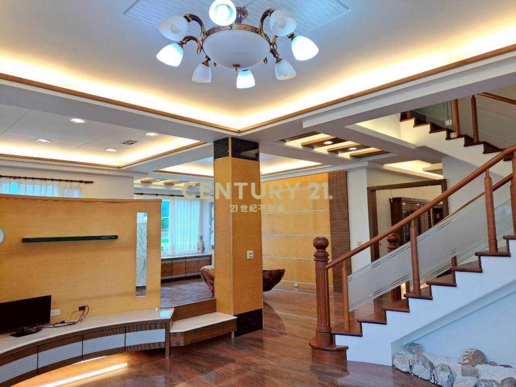 CE135閒雲野鶴大器農舍