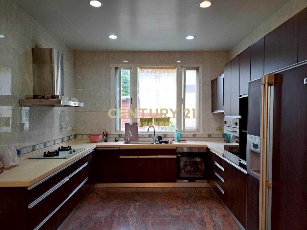 CE135閒雲野鶴大器農舍