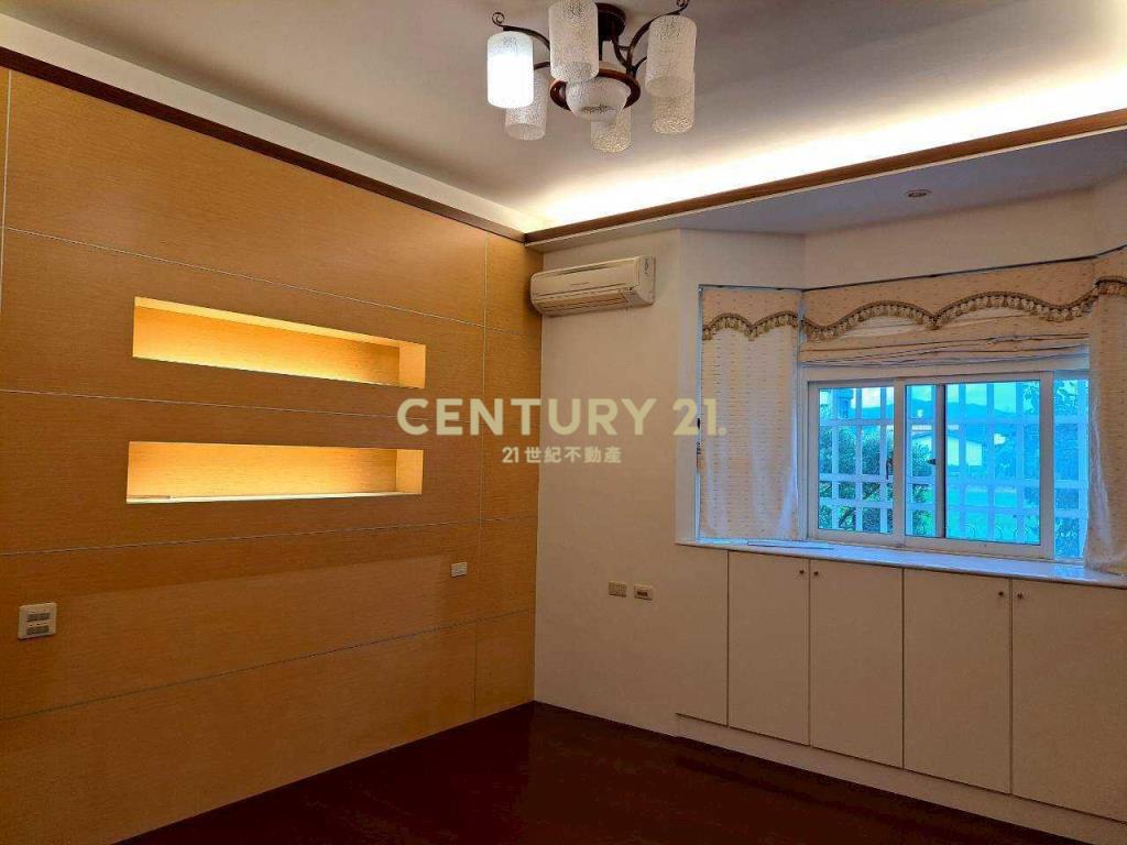 CE135閒雲野鶴大器農舍