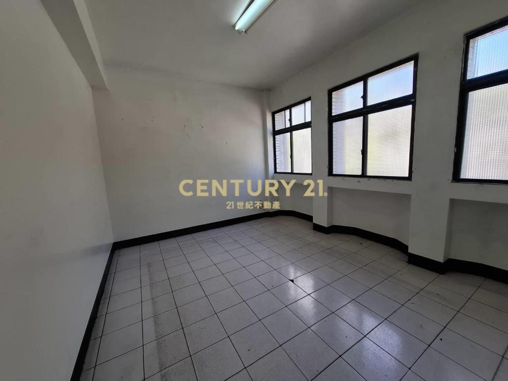 CB292復興路宜中店面