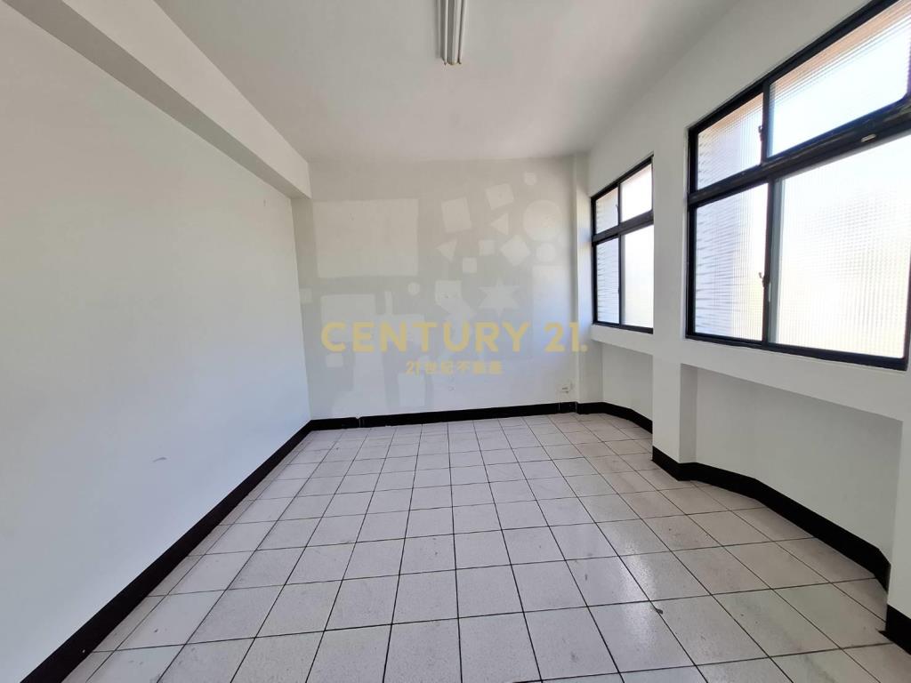 CB292復興路宜中店面