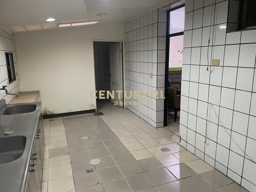 CB293泰山路機能靜巷透天