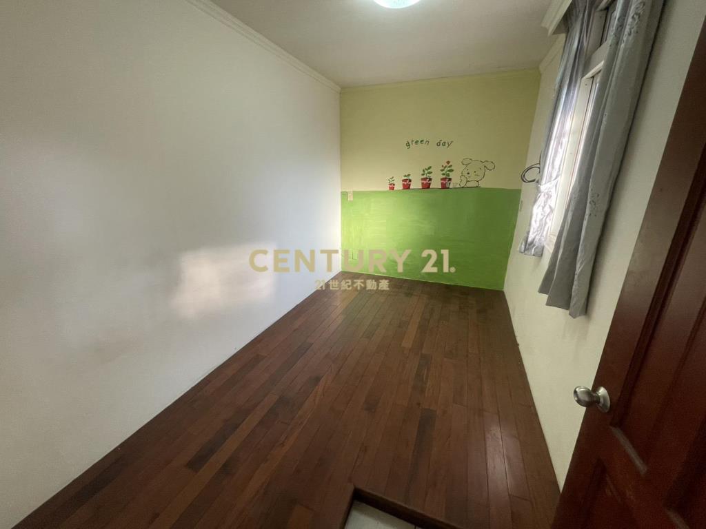 CB293泰山路機能靜巷透天