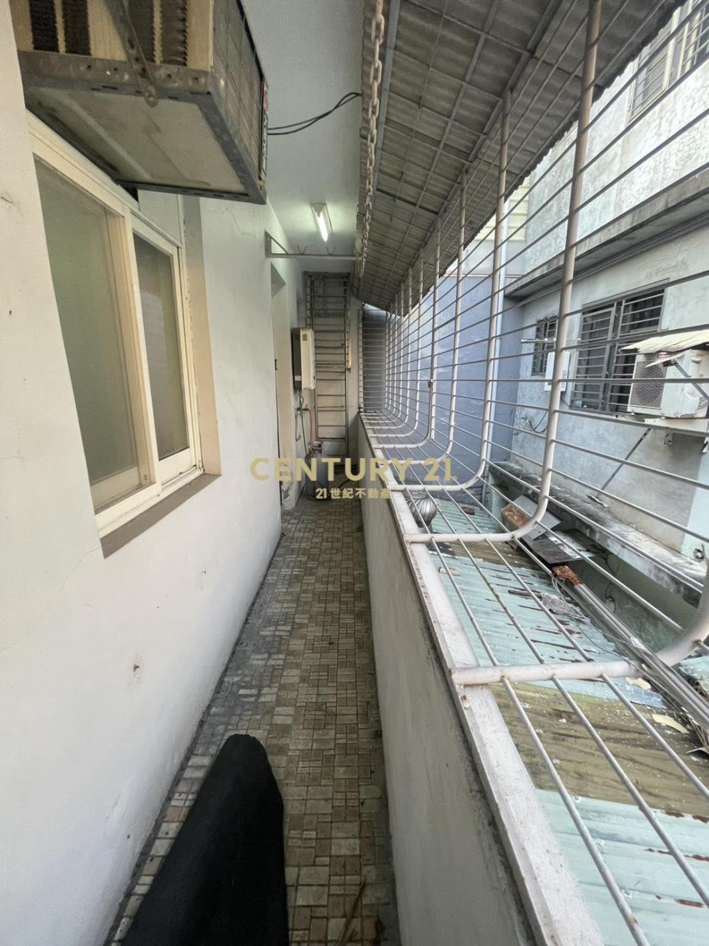 CB293泰山路機能靜巷透天