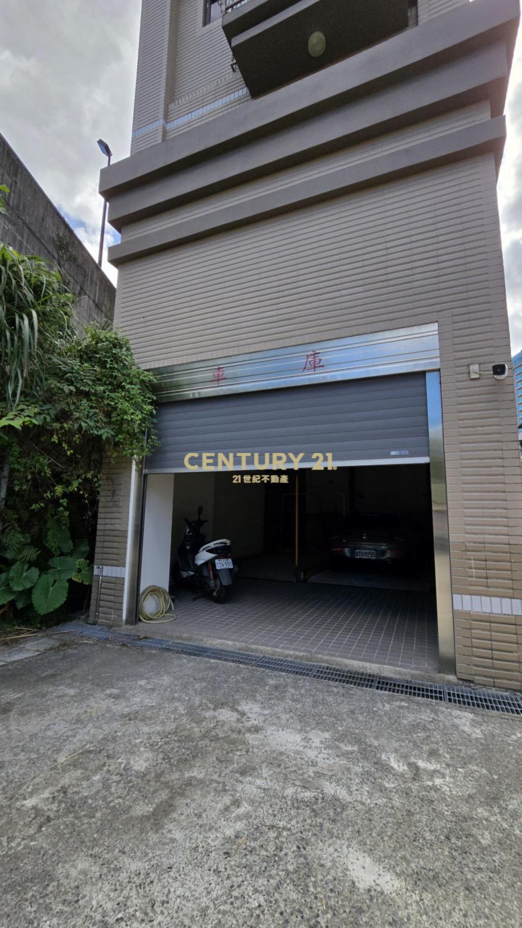 AA557淡江大橋新市鎮景觀車位華廈
