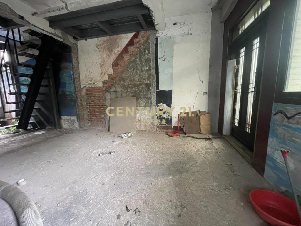 CB298大馬路旁夢想DIY投資透天