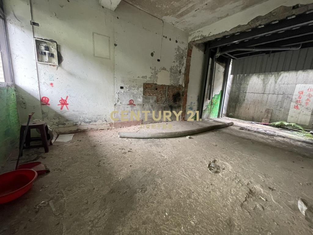 CB298大馬路旁夢想DIY投資透天