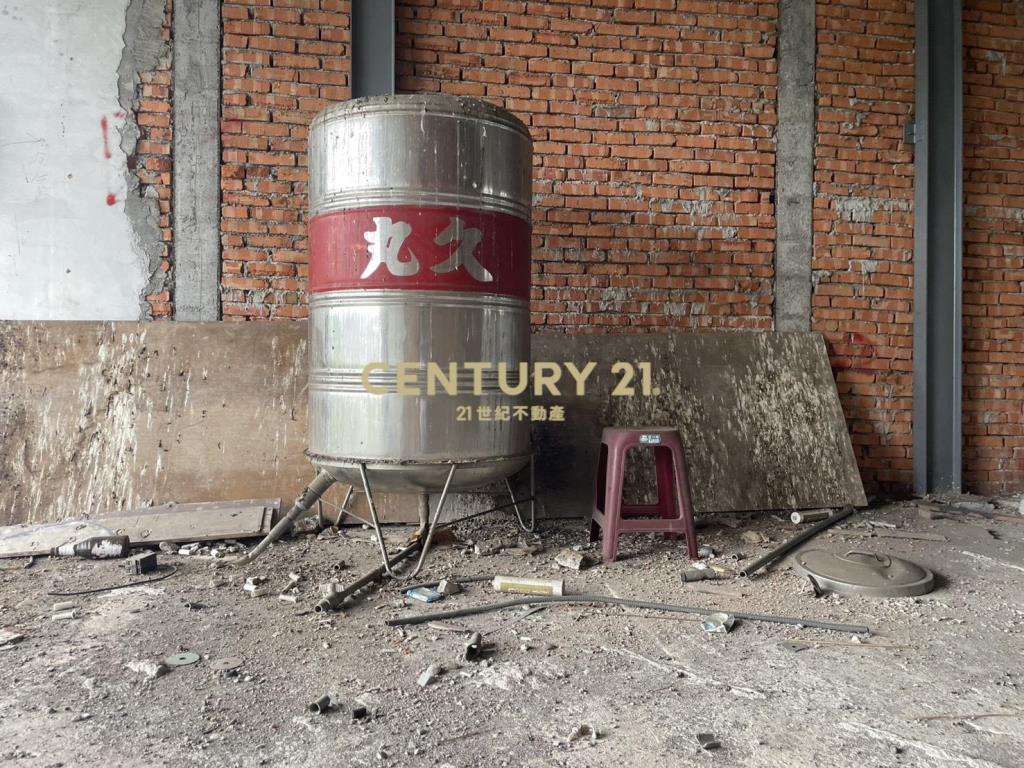 CB298大馬路旁夢想DIY投資透天