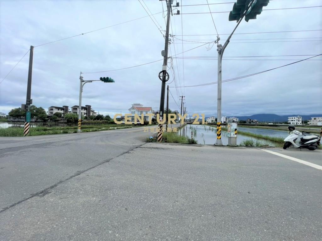 CC577員山雙面路足坪農地