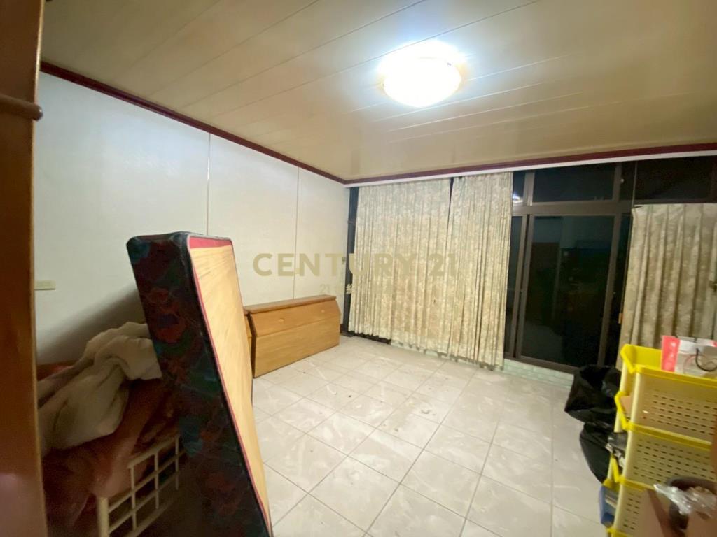 CB301蘇澳近育英國小邊間透天