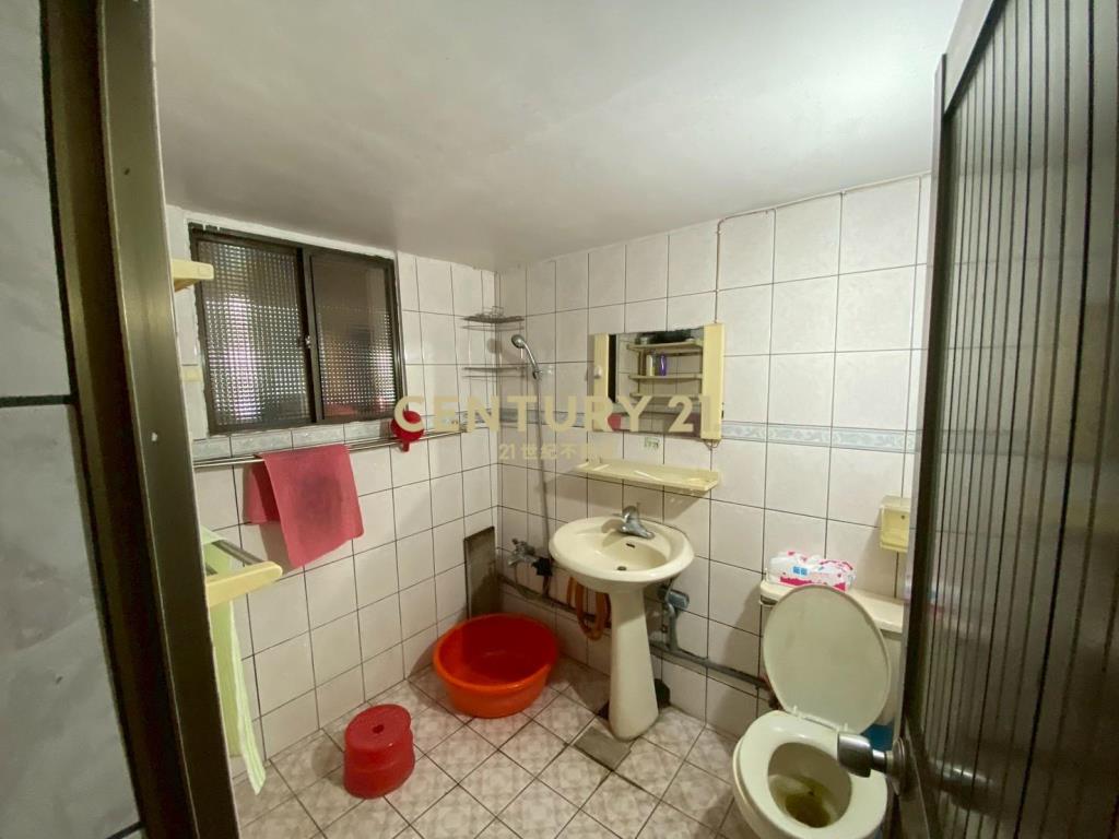 CB301蘇澳近育英國小邊間透天