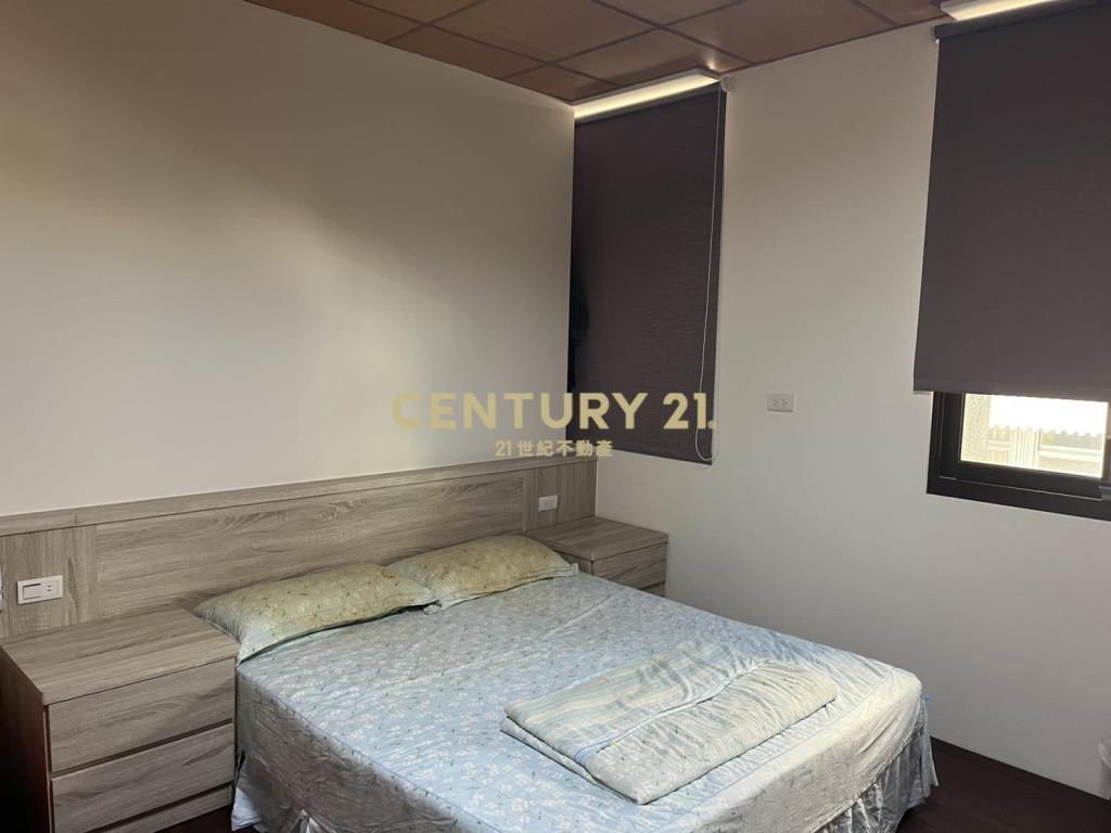 CG121文化中心三角窗黃金店面