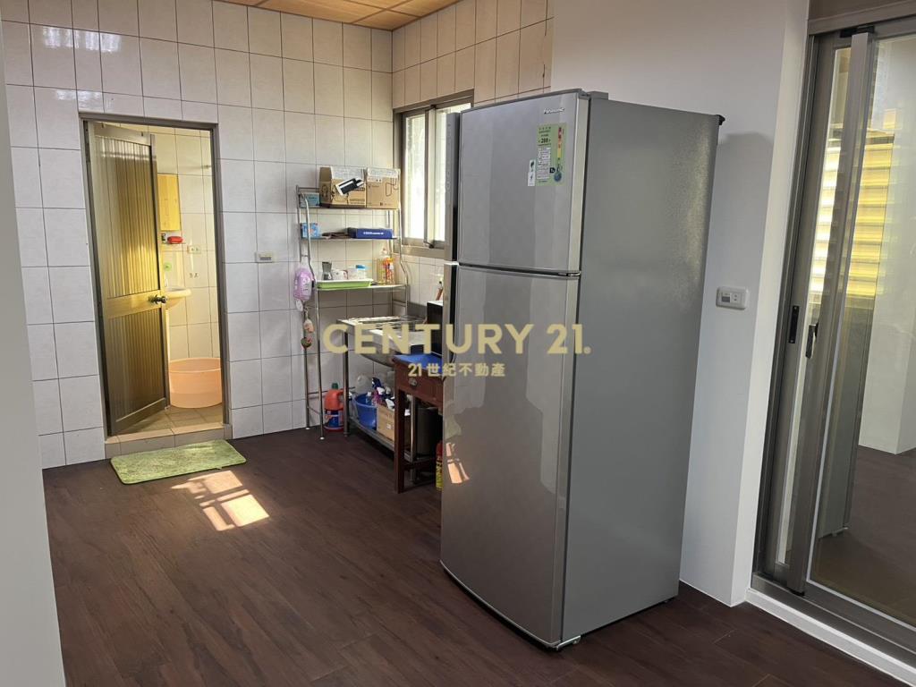 CG121文化中心三角窗黃金店面