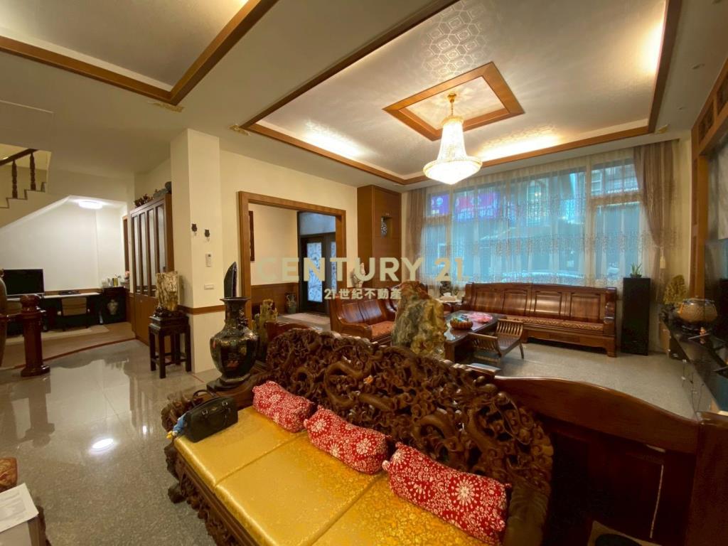 CB305近五結交流道經典雙併別墅