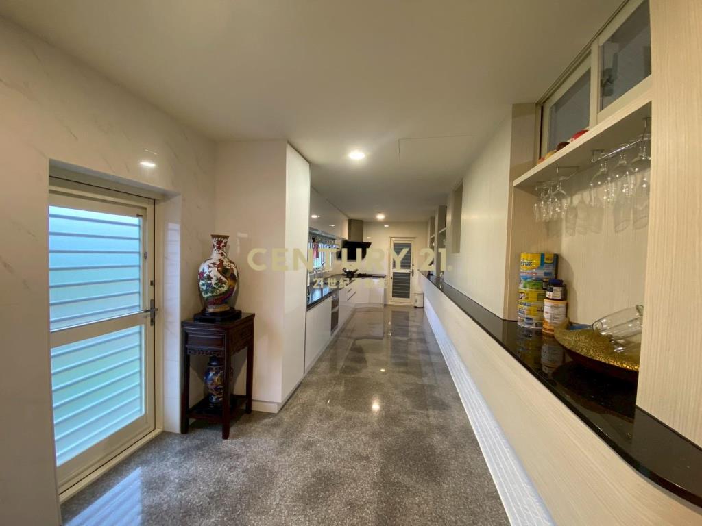 CB305近五結交流道經典雙併別墅