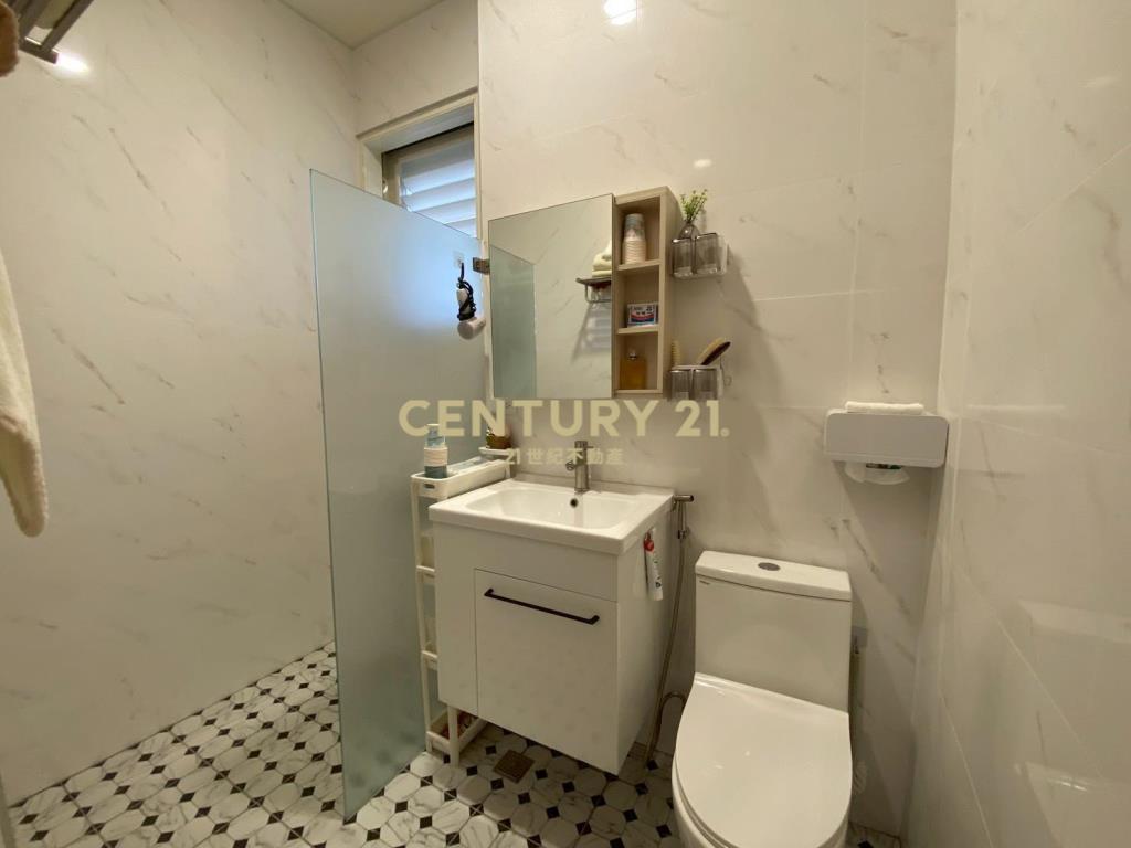 CB305近五結交流道經典雙併別墅