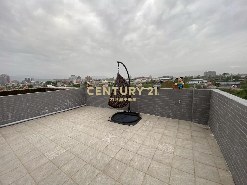 CB305近五結交流道經典雙併別墅