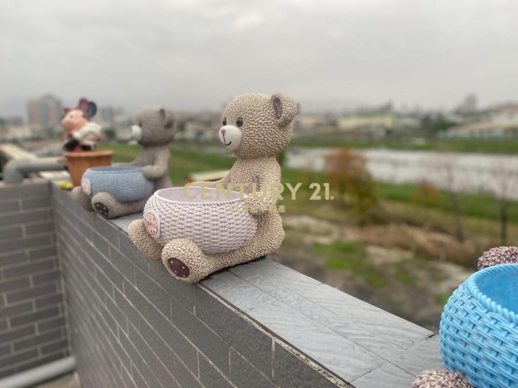 CB305近五結交流道經典雙併別墅