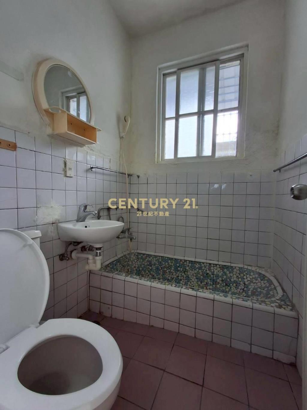 CB306宜市採光三面邊間透天