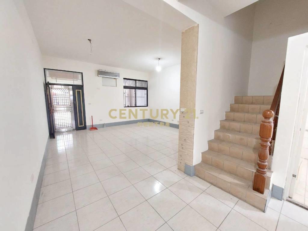 CB308近中道大坪數低總價透天