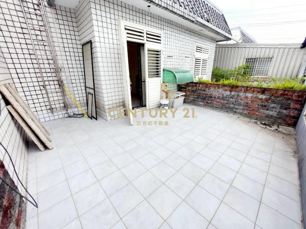 CB308近中道大坪數低總價透天